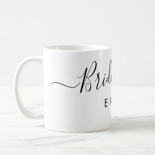 Eleganter Script Bridesmaid Personalisierter Name Kaffeetasse (Links)