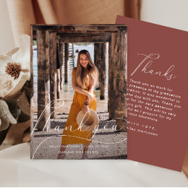 Eleganter Script Burgundy Foto Abschluss Vielen Da Einladung