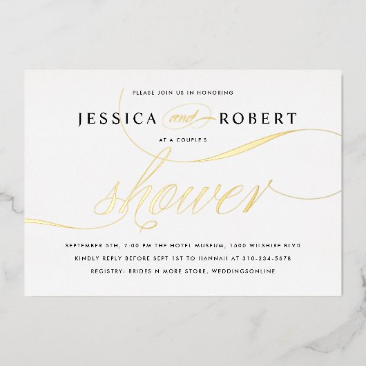 Eleganter Script Couple's Shower Gold Foil Folieneinladung (Vorderseite)