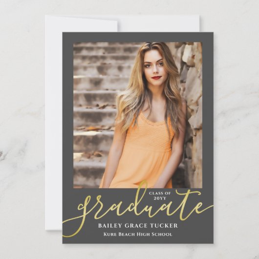 Eleganter Script Dark Gray Gold 2-Foto Abschluss Ankündigung (Vorderseite)