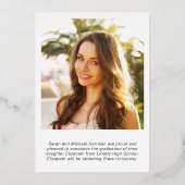 Eleganter Script-Foto-Abschluss Folieneinladung (Rückseite)