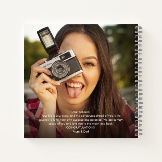 Eleganter Script Graduate 2 Fotograf Keepake Notizblock (Rückseite)