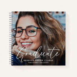 Eleganter Script Graduate 2 Fotograf Keepake Notizblock