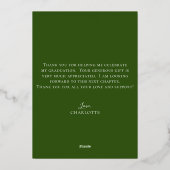 Eleganter Script Green Gold Foto Abschluss Folieneinladung (Rückseite)
