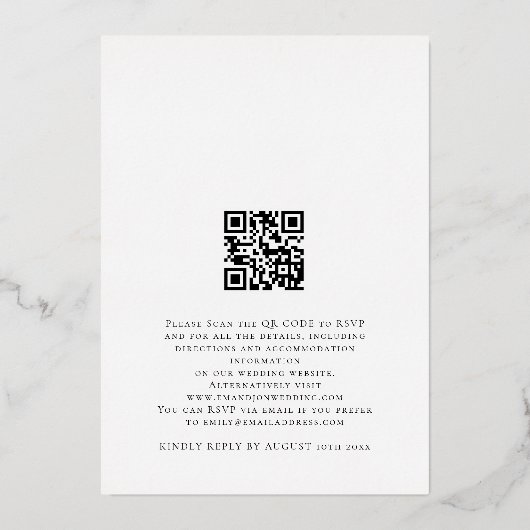 Eleganter Script Initials QR Code Hochzeit Real Folieneinladung (Rückseite)