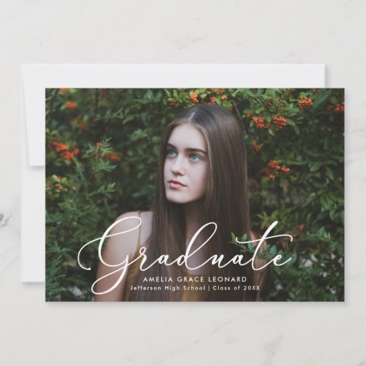 Eleganter Script Lila Foto Abschluss Ankündigung (Vorderseite)