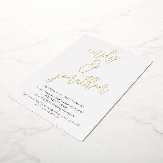 Eleganter Script-Namen QR-Code Hochzeit Real Foil Folieneinladung (Gedreht)