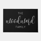 Eleganter Script Personalisiert Familienname Schwa Fußmatte (Vorderseite)