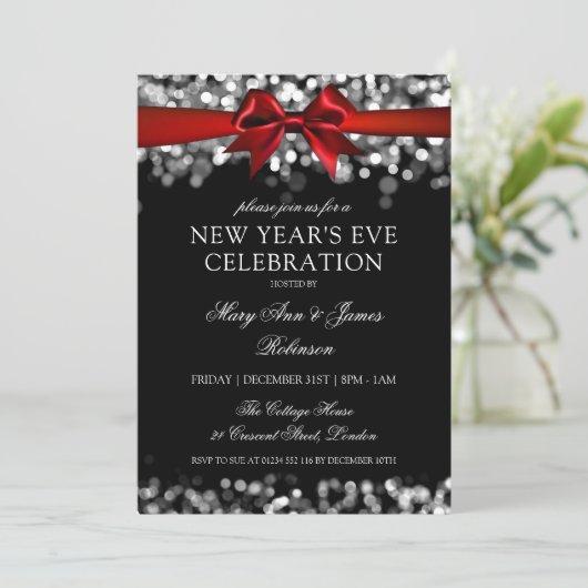 Eleganter Silvester Silver Glimmerstrahler Einladung (Stehend Vorderseite)