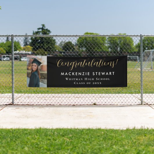 Eleganter Simple Gold Script Foto Abschluss Banner (Insitu)