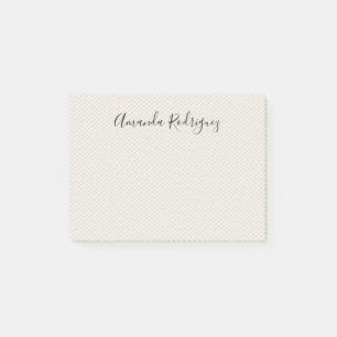 Eleganter Skript-Name auf beige Post-it Klebezettel