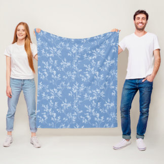 Eleganter staubblauer Winterfrost Botanik Fleecedecke