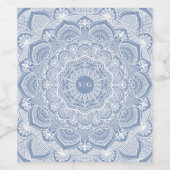 Eleganter, staubiger, weißer Spitzenmanala Weinetikett (Einzelnes Label)