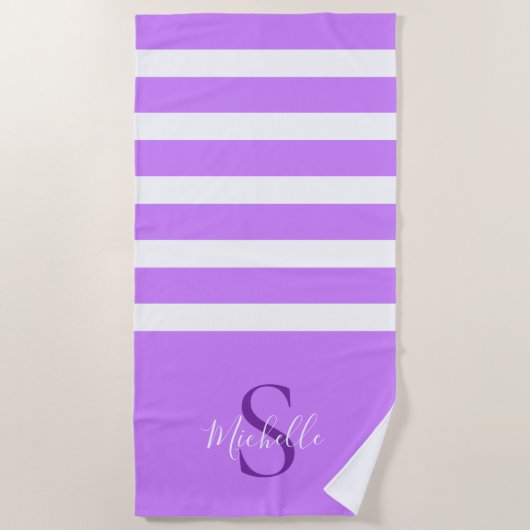 Eleganter, stylischer Lavendel Striped Monogram Na Strandtuch (Vorderseite)