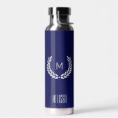 Eleganter Text, Monogramm und Silberlaurel Wreath Trinkflasche (Links)