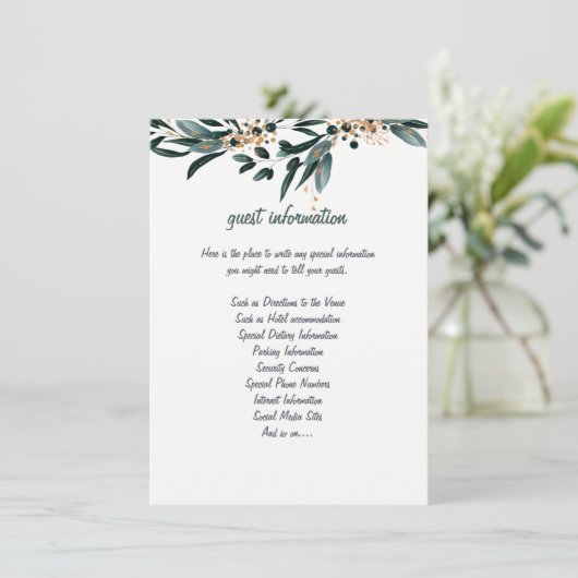 ELEGANTER TIEFER BLUE FLORAL WEDING EINLADUNG (Stehend Vorderseite)