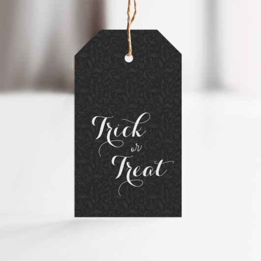 Eleganter Trick oder Treat Halloween Geschenkanhänger
