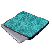 Eleganter türkisfarbener Lederlook verzierte Blume Laptopschutzhülle (Vorne Knopf)