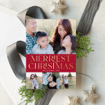 Eleganter Typ Holiday Multi-Foto Real Gold Folien Feiertagskarte<br><div class="desc">Diese elegante Urlaubskarte besteht aus vier Fotos (ein horizontales und drei kleinere quadratische Foto), festlichem, rotem Hintergrund und "Merriest Christmas" in Goldfolie. Auf der Rückseite finden Sie den gleichen roten Hintergrund. Stellen Sie dieses Design weiter ein, indem Sie ein anderes Foto und/oder Text auf der Rückseite hinzufügen! Die goldene Folie...</div>