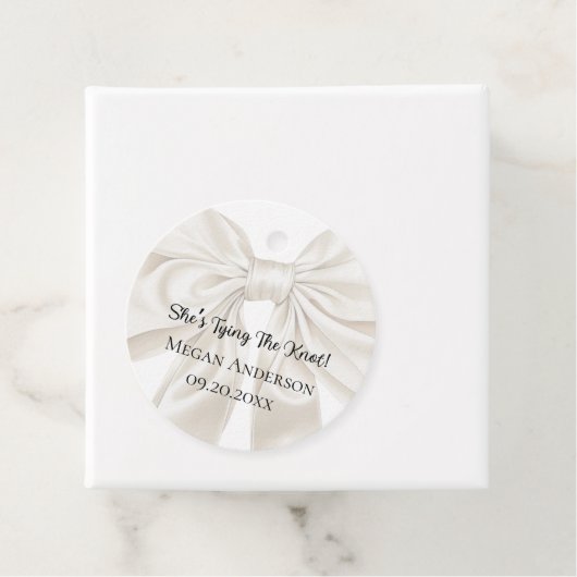 Eleganter und einfacher Bow Theme Polterabend Geschenkanhänger (Beispiel)