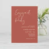 Eleganter und moderner Cottage Engagement Einladung (Stehend Vorderseite)