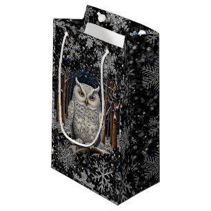 Eleganter Weihnachtsweißer Waldkauz Winterwald Kleine Geschenktüte