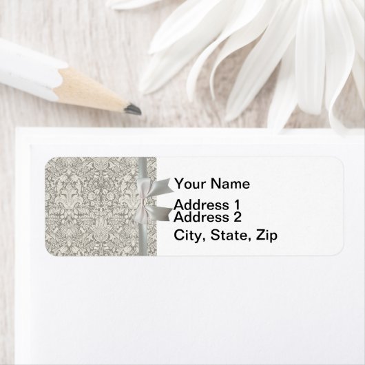 eleganter weißer Damast-Spitzenbrokat (Insitu)