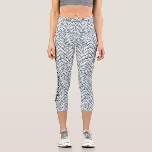 Eleganter weißer Denim-Look: Logos und Text person Capri Leggings (Vorderseite)