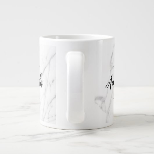 Eleganter weißer Marmorstein Monogramm groß Jumbo-Tasse (Rückseite)