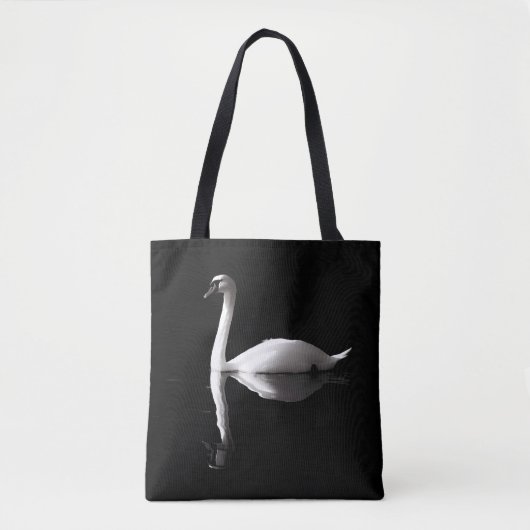 Eleganter weißer Schwan Reflektion am Schwarzen Se Tasche (Vorderseite)