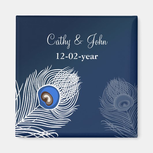 Eleganter weißer und blauer Pfau Save the Date Magnet (Vorne)