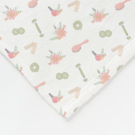 Eleganter Wellness-Center mit Blumendesign Fleecedecke