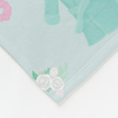 Eleganter Wellness-Center mit Rose Design Fleecedecke (Ecke)