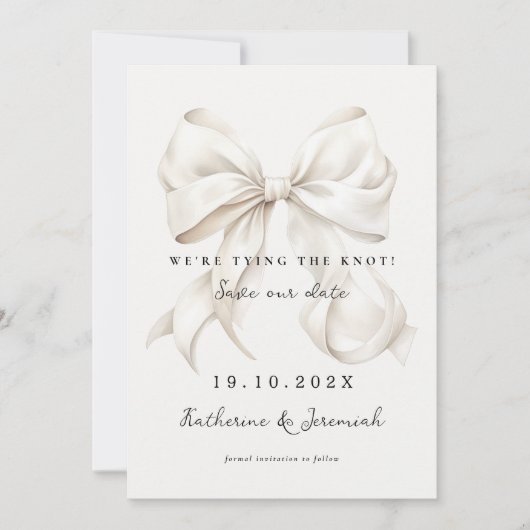 Eleganter White Bow Save the Date mit Foto (Vorderseite)