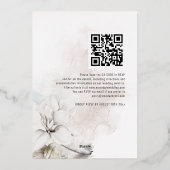 Eleganter White Florals Watercolor QR Code Hochzei Folieneinladung (Rückseite)