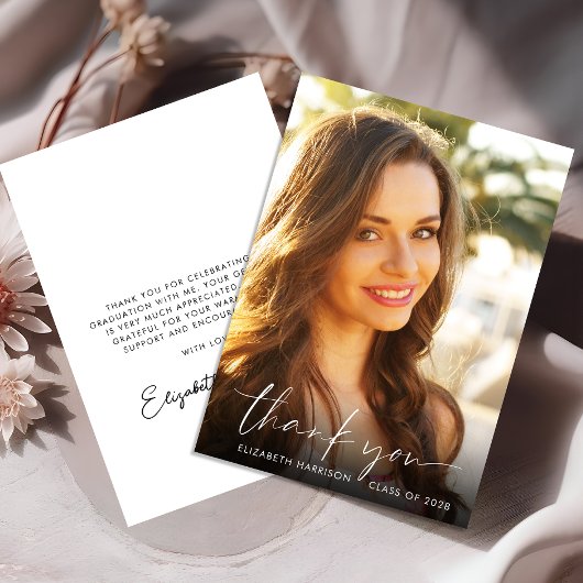 Eleganter White Script Overlay Foto Abschluss Dankeskarte