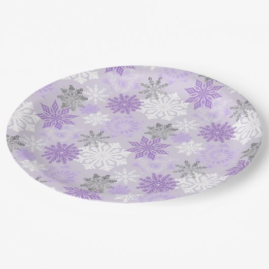 Eleganter Winter Lila Silberner Glitzer Schneefloc Pappteller (Schrägansicht)