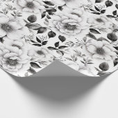 Eleganter Winter Schwarz-Weiß-Blumen Weihnachten Geschenkpapier (Ecke)