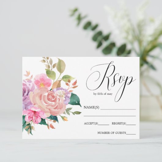 Eleganter, zarter rosa Bouquet Hochzeit RSVP (Stehend Vorderseite)