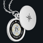 Elegantes 18. Geburtstag von Porzellan Medaillon<br><div class="desc">Gedenken Sie den 18. Hochzeitstag mit diesem eleganten Schloss! Elegante schwarze Serifen und serifenlose Schriftzeichen mit vergoldeten sechseckigen Konfetti auf weißem und porzellanblau marmoriertem Hintergrund fügen eine denkwürdige Touch für diesen besondere Anlass und Meilenstein. Passen Sie sich mit den Namen des glücklichen Paares und den Terminen für ihren Porzellanjubiläum an....</div>