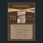 Elegantes 70. Geburtstagsparty Foto Einladungen<br><div class="desc">Die Gäste werden Liebe haben,  diese elegante 70. Geburtstagsfeier mit einem Bild des Ehrengastes zu empfangen. Anpassen Sie diese Einladung einfach mit Ihren Informationen.  Sie können sogar die Schriftart ändern!</div>