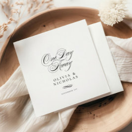 Elegantes Abendessen bei Hochzeit und Probe Serviette