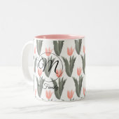 Elegantes Anstrich von Monogramm-Pfirsichfarben Zweifarbige Tasse (Vorderseite Links)