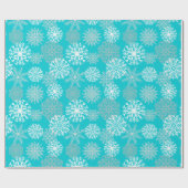 Elegantes Aqua Winter Schneeflocken Muster Geschenkpapier (Flach)
