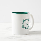 Elegantes Aquamarines Greenery Watercolor Monogram Zweifarbige Tasse (VorderseiteRechts)