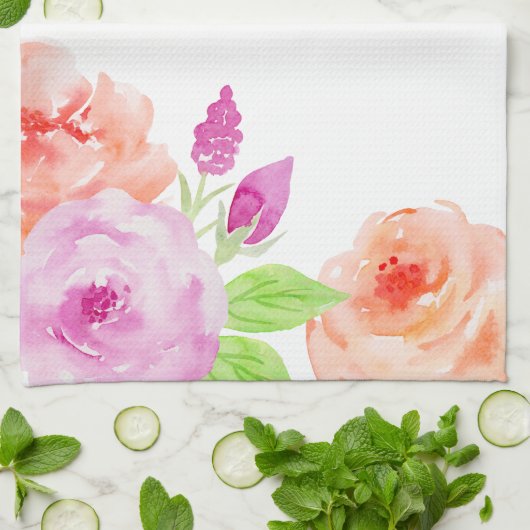 Elegantes Aquarell mit Blumen Handtuch (Gefaltet)