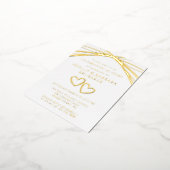 Elegantes Arch Golden 50. Hochzeitliches Jubiläum Folie Einladungspostkarte (Gedreht)