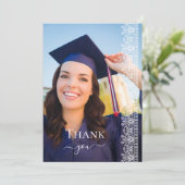 Elegantes Barock Viktorianisch Lace Abschluss Foto Dankeskarte (Stehend Vorderseite)