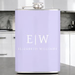 Elegantes Berufliches Monogramm Minimalistisch Flachmann<br><div class="desc">Unsere elegante Berufliche Monogram Minimalistisch Collection: Steigern Sie Ihren Stil mit zeitloser Eleganz und Eleganz. Diese Kollektion wurde mit viel Liebe zum Detail gestaltet und bietet minimalistische Designs, die mit Ihrem personalisierten Monogramm verziert sind. Jedes Stück verströmt Professionalität und Raffinesse, perfekt um in jedem Ambiente einen bleibenden Eindruck zu machen....</div>