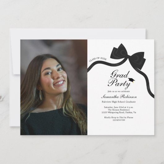 Elegantes Black Bow Graduation Party Foto Einladung (Vorderseite)